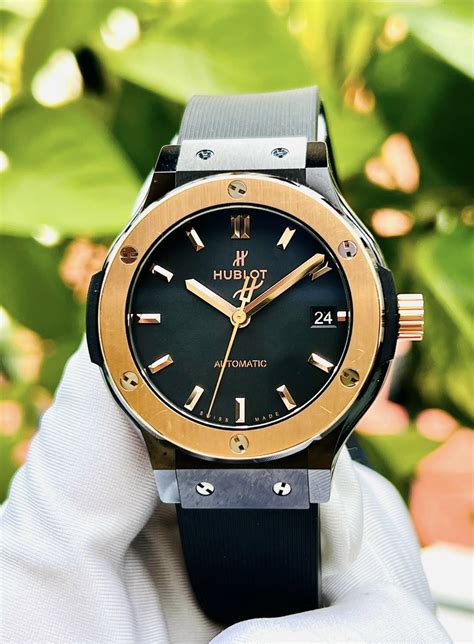 hublot ceramic king gold review|Hublot el primer.